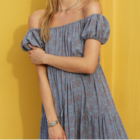 Jen's Pirate Booty Off/On Shoulder Midi Dress - Picture 13 of 16